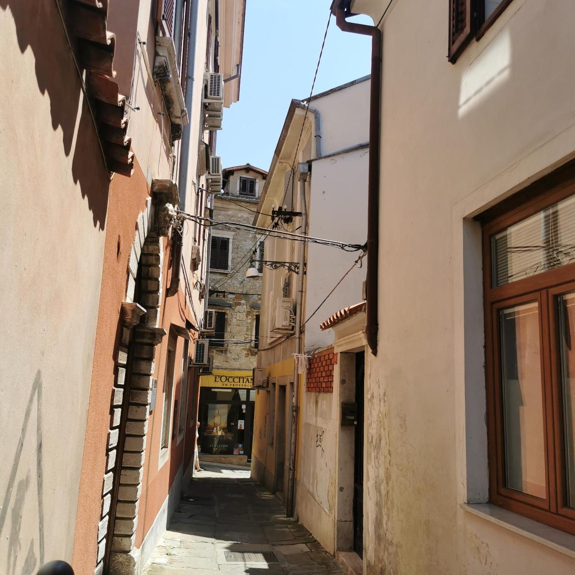 Apartma Jelena Apartment Koper Luaran gambar